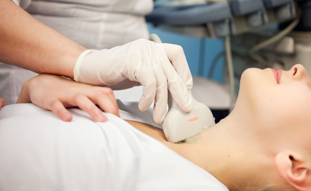 Al Nuovo Regina Margherita di Roma, il primo trattamento ablativo percutaneo Nodulo tiroideo