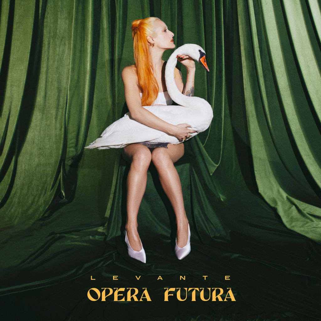 LEVANTE incontra i fan sabato a Milano e lunedì 20 a Roma. Il 17 Feb esce il nuovo album OPERA FUTURA