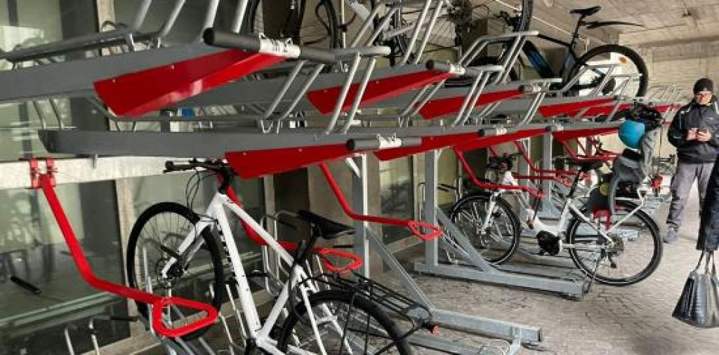 Mobilità sostenibile, inaugurato il nuovo bikeparking del Matitone: già ottanta adesioni
