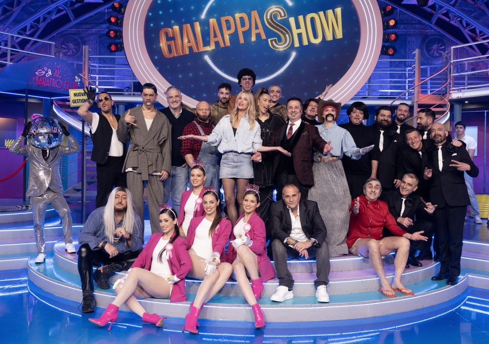 Successo di pubblico per il ritorno di GialappaShow su TV8 e Sky: oltre 1 milione di spettatori e share del 4,75%