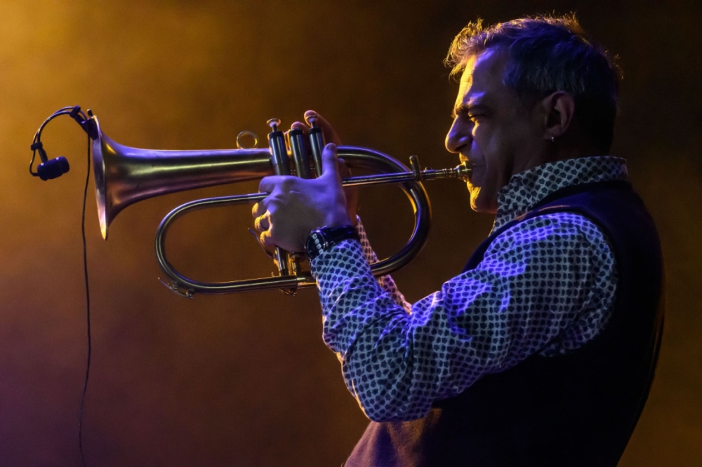 Paolo Fresu - Kind of Miles: L'Omaggio al Mito di Davis al Teatro Carcano di Milano