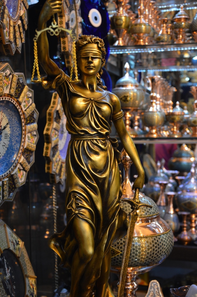 Non è vero che le indagini in Italia sono solo un atto dovuto.