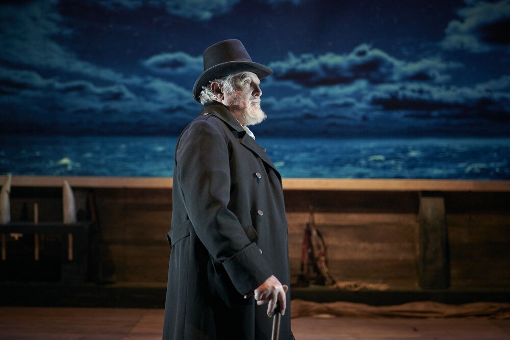 Moni Ovadia è Achab: al Teatro Carcano arriva il ''Moby Dick'' di Guglielmo Ferro