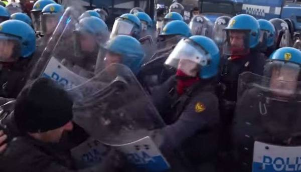 Governo Segnalato all'ONU. Porto di Trieste: segue la protesta a favore della libertà individuale