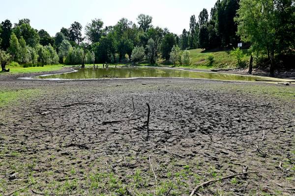 Emergenza idrica. Firmata ordinanza sindacale per contrastare sprechi e favorire risparmio dell'acqua