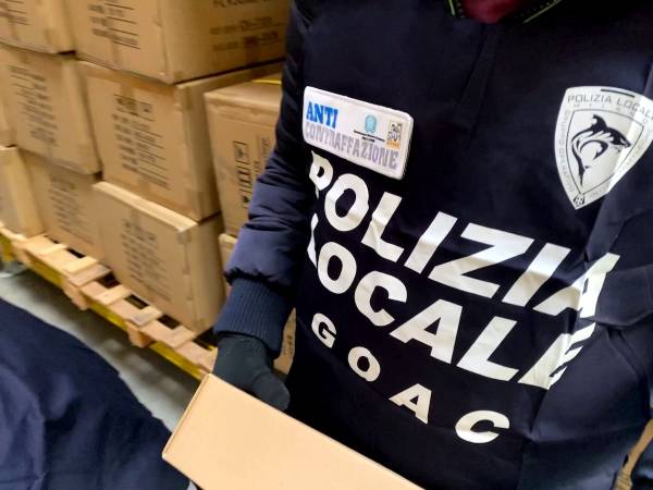 Sequestrati 20.000 piccoli elettrodomestici non conformi ai requisiti di sicurezza