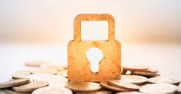 Italia: Garante multa I-Model € 10.000 per mancata risposta adeguata alla richiesta di accesso e trattamento illecito