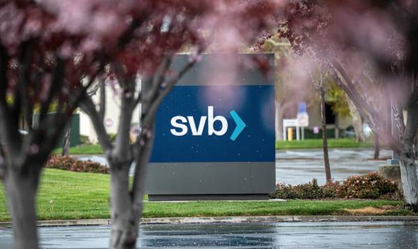 Spieghiamo in 3 punti cosa è accaduto alla Silicon Valley Bank e parliamo di Binance