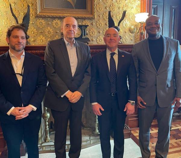 Stati Uniti e Colombia collaborano per una migrazione sicura e umana: nuove strategie e aperture legali