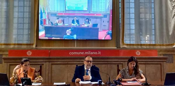 Movida. Un sistema di monitoraggio, presidio e regolamentazione nelle aree del divertimento notturno