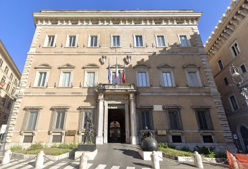 Esseri Spirituali ed Obiettivi Umanitari: una conv...